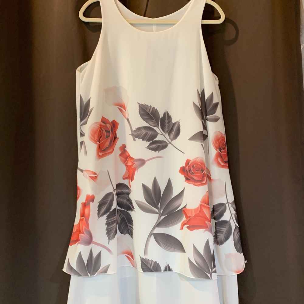 Elegant formal silk dress,cream w floral design,sleeveless,crew neck,swing.Sz L